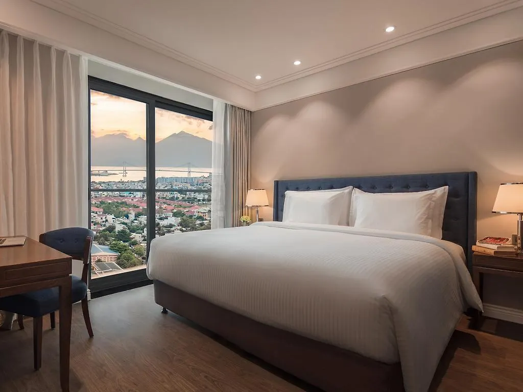 Altara Suites Da Nang By Ahg Hotel
