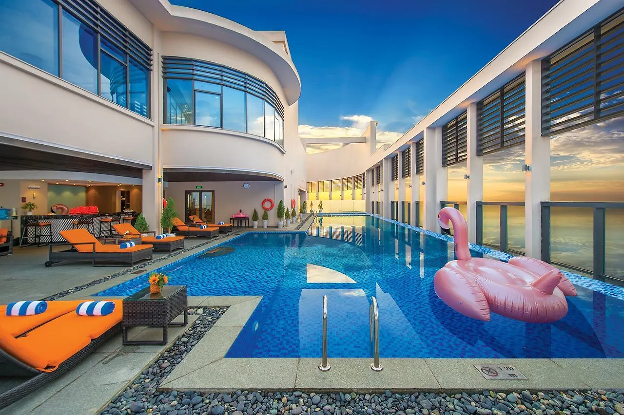 Altara Suites Da Nang By Ahg Hotel